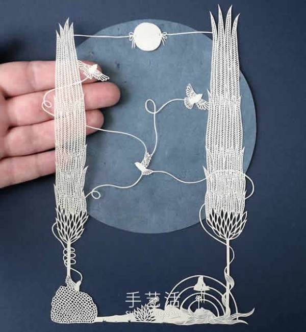 Engraving on a single piece of paper! Paper sculptures with amazing details