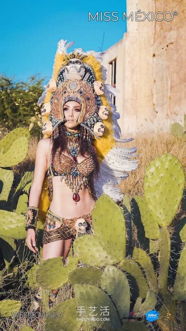 Miss Mexico wears traditional clothesDecorate and shoot fashion blockbusters, gorgeous and stunning! 