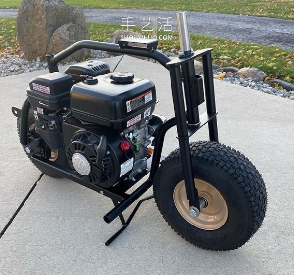 DIY Volkswagen Beetle transformed into a mini motorcycle