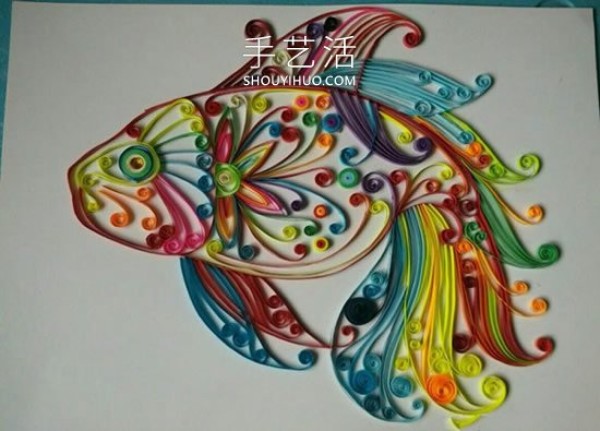 The tutorial for making paper-quilled angelfish is very beautiful