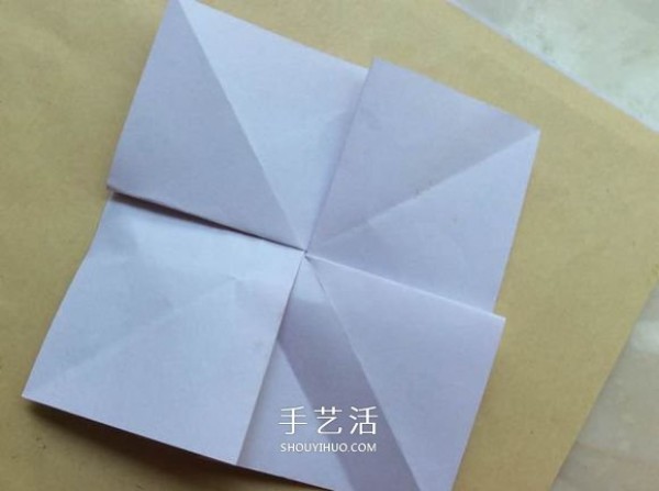 Handmade Kawasaki Rose Origami Illustrations. The step-by-step pictures are very clear! 