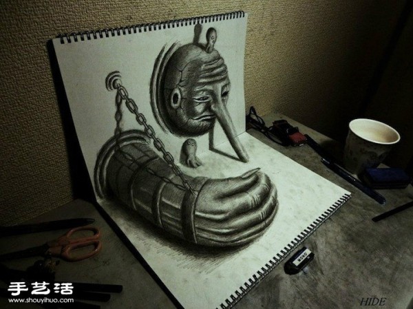 The ultra-realistic 3D sketches appear on the paper and are breathtaking!