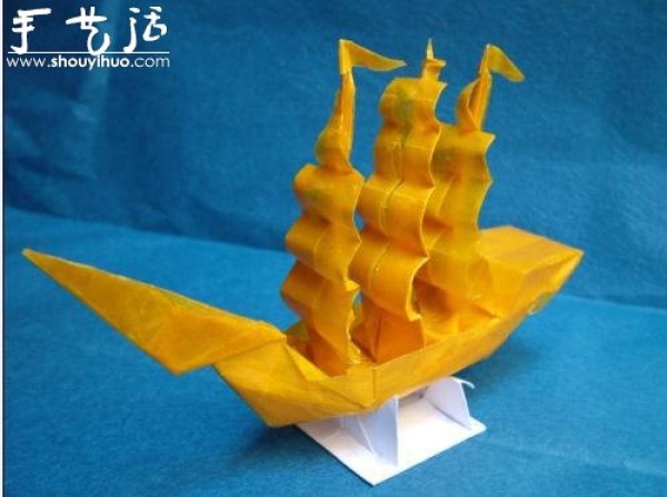 Vietnamese origami masters and their wonderful works