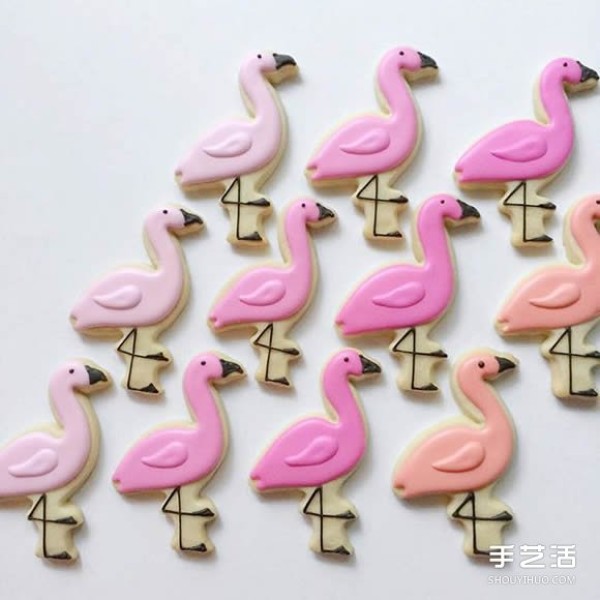 She who loves colors and sweets creates dreamy fondant cookies