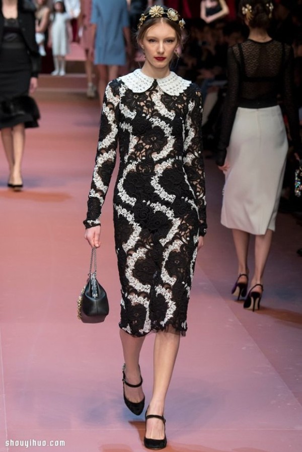 Dolce & Gabbana 2015 Autumn and Winter Fashion: An Ode to Mothers Love