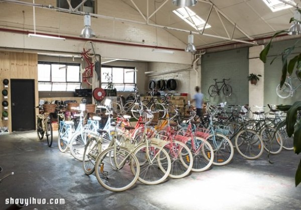 LEKKER, a long-established bicycle shop in a quiet alley in Melbourne