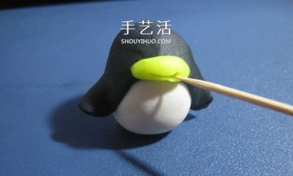 The unforgettable cute cartoon image QQ Penguin handmade with plasticine