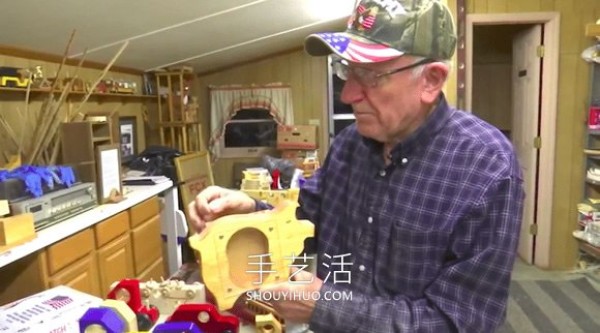 80-year-old woodworker makes wooden toys for children in need every year