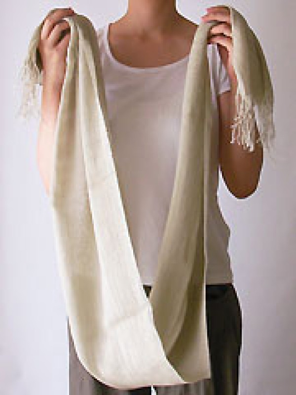 A comprehensive collection of various ways to tie a scarf, and 60 ways to tie a long scarf