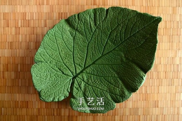 Cement concrete leaf decorative plate can also be used as a fruit plate! 