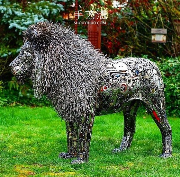 Reusing scrap metal such as bolts to make life-size animal sculptures