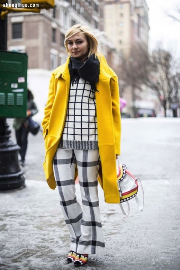 Give winter a little color, autumn and winter yellow womens clothing designs and outfits