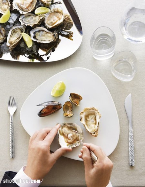 Colombina Fish tableware is designed to meet seafood dishes