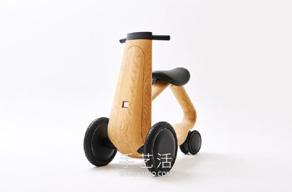 This is not a childrens walker! Solid wood three-wheel electric vehicle ILY-Ai