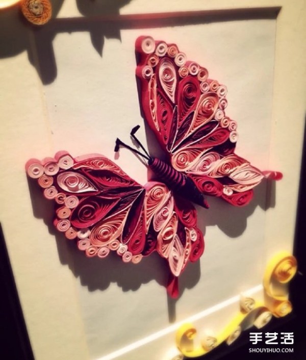 Appreciation of beautiful pictures of paper-quilled butterflies and hand-rolled paper butterflies