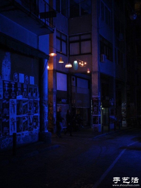 DIY the warm alley in "Ten Thousand Houses of Lights"