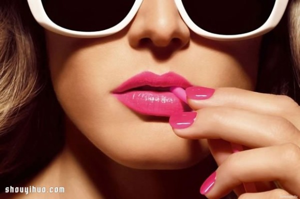 Boldly try bright lip gloss to add sexy highlights to your makeup