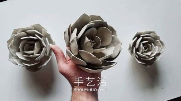 Exquisite handmade porcelain flowers! Looks like real beautiful flowers