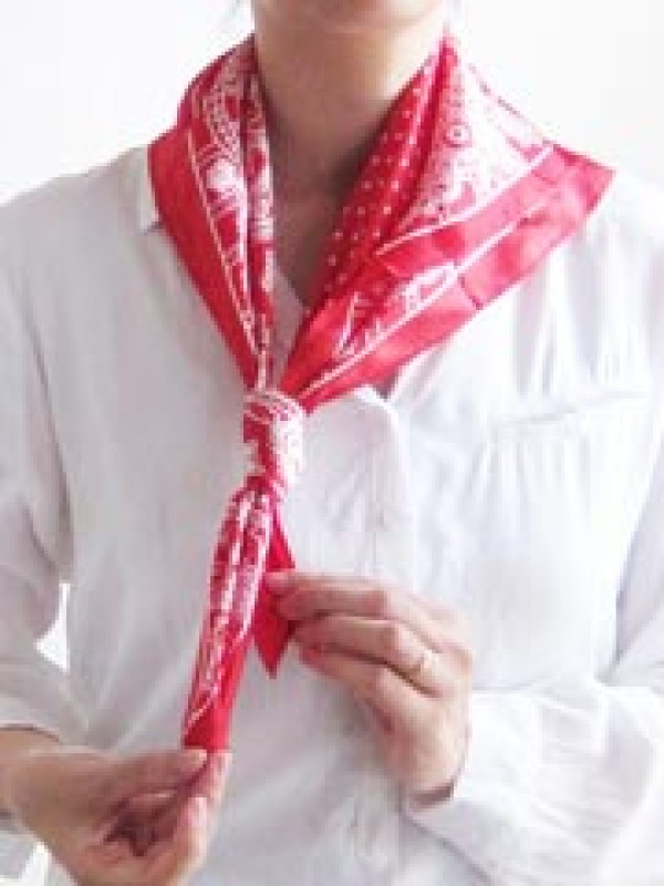 A comprehensive collection of various ways to tie a scarf, and 60 ways to tie a long scarf