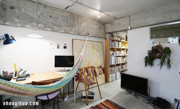 A very messy and real renovation of a 60-square-meter small old house in Tokyo