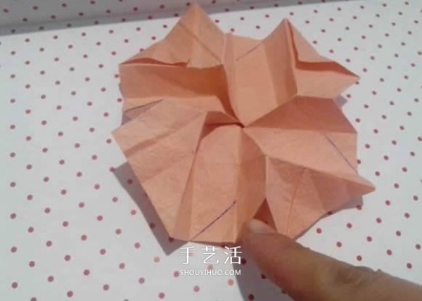 The best introductory tutorial for beginners with detailed illustrations of the Kawasaki rose fold method