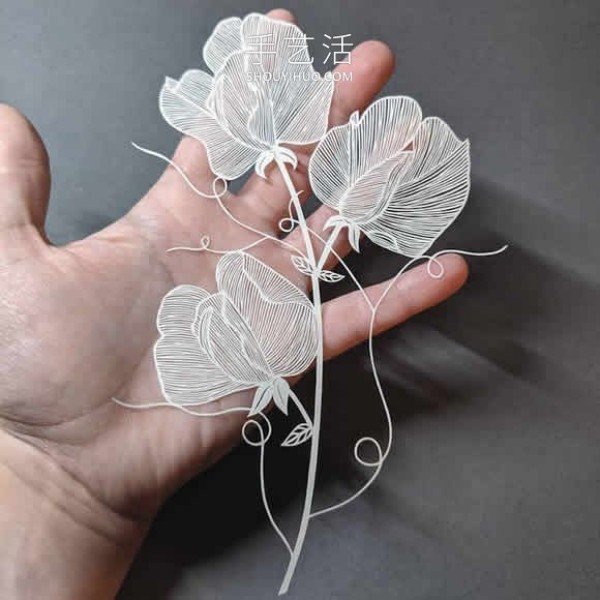 Engraving on a single piece of paper! Paper sculptures with amazing details