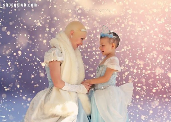 Princess photo album taken by a photographer for a 5-year-old girl with leukemia