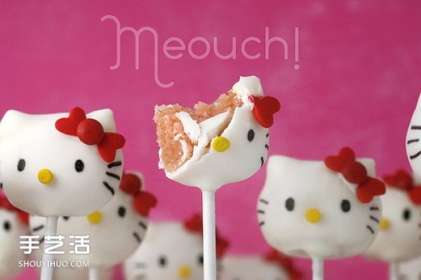 Homemade Hello Kitty cake pops are super delicious and cuter! 