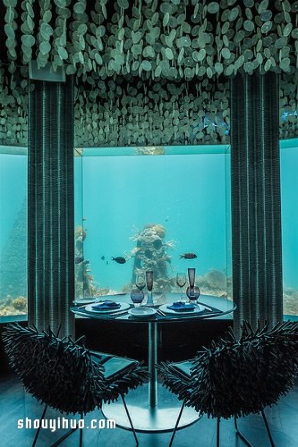 The dreamy and beautiful underwater restaurant is in the resort Maldives