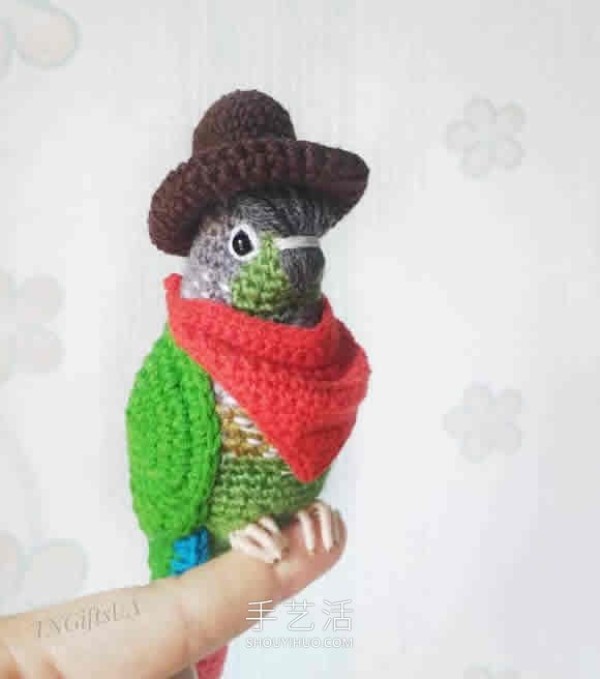 Lifelike birds! Pictures of hand-crocheted exquisite bird works