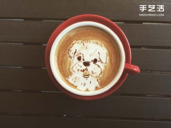 The work of a latte art expert who brings coffee latte art to its fullest