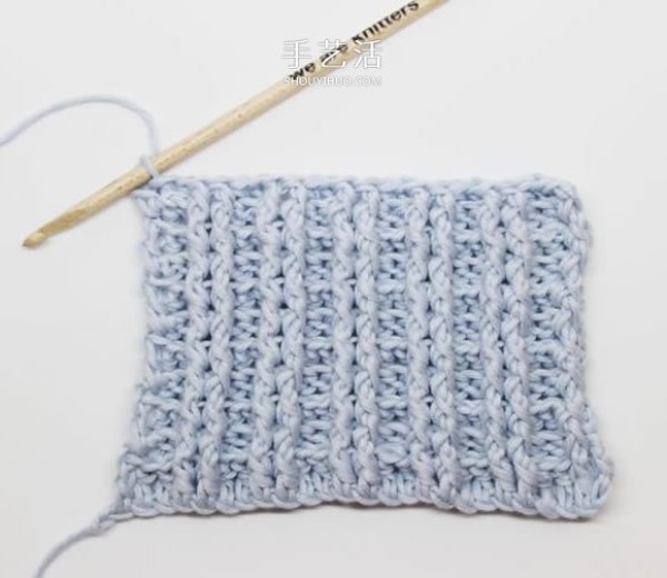 The illustrations of basic crochet rib stitches can be used in hats and handbags