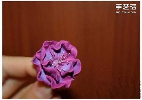 Polymer pottery flower ring making tutorial, handmade polymer pottery flower ornaments DIY illustrations