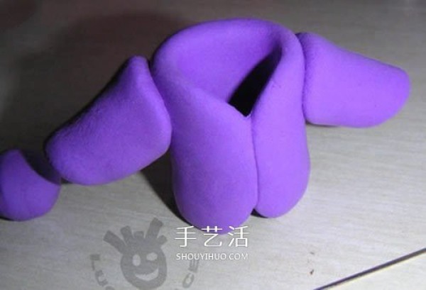 Interesting plasticine DIY, illustrations of how to make funny finger dolls