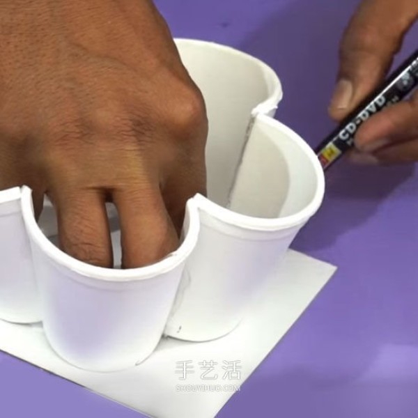 How to make beautiful home accessories from disposable paper cups