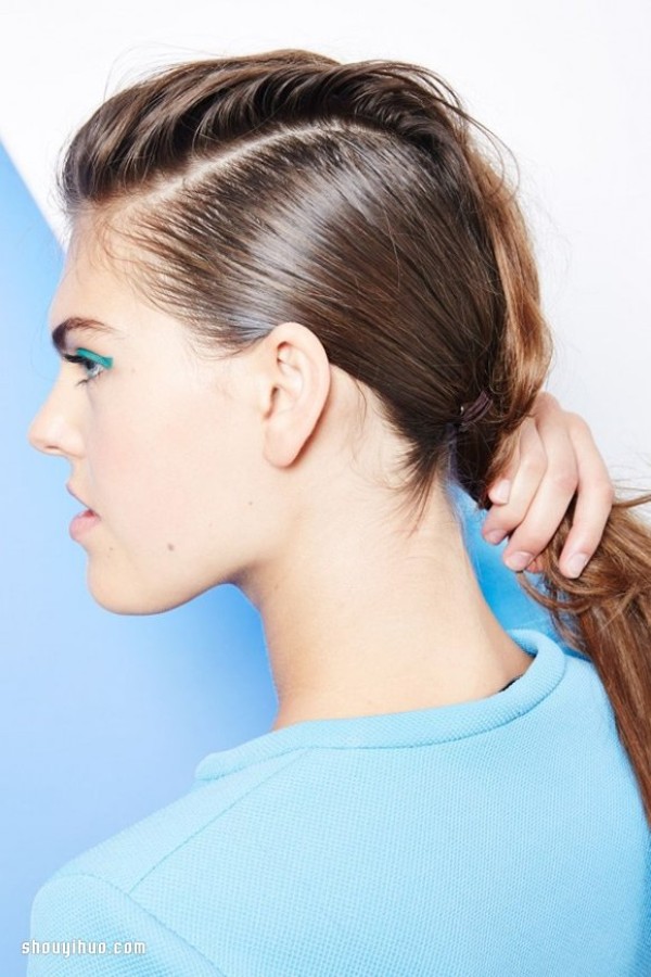 5 simple and varied techniques for tying a ponytail that will amaze you