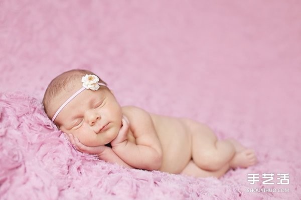 Super cute newborn baby photos of a pure and innocent little angel~