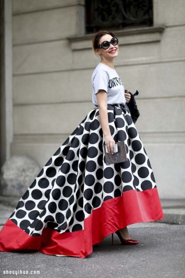 Maxi Skirt exudes charming charm in floor-length long skirts