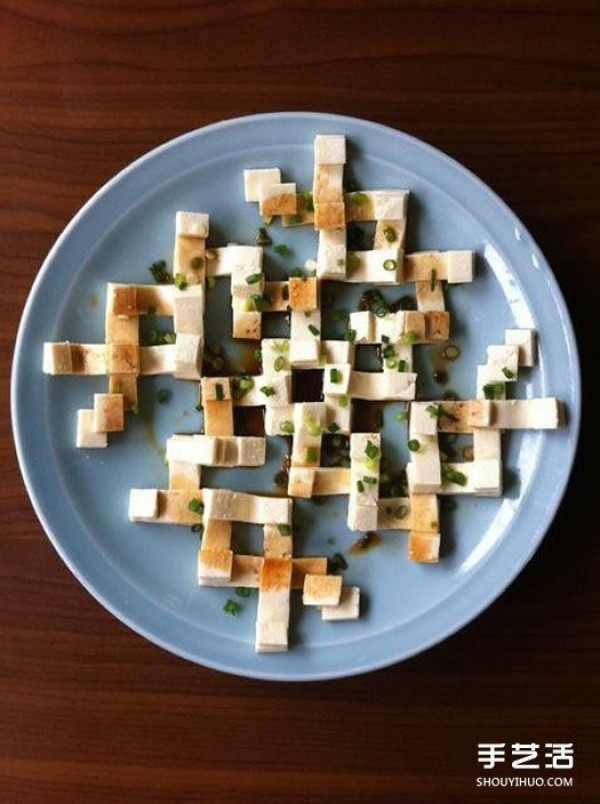 Gods "Tofu Crap Project" and an interesting tofu plating DIY