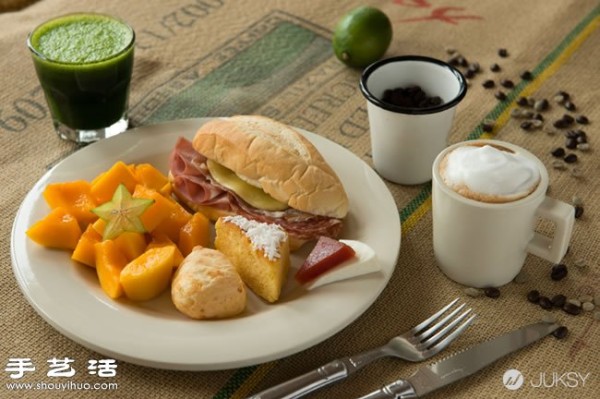 Traditional breakfast from all over the world served by WBAD in Aoyama, Tokyo