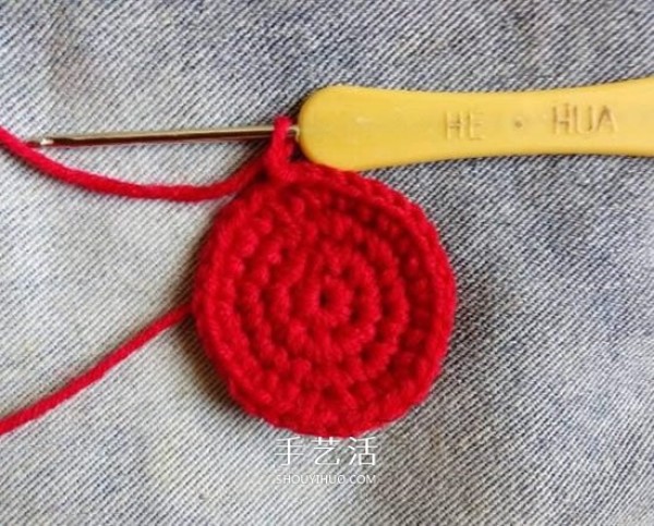 The most fun way to crochet a woolen watermelon for hanging ornaments in summer