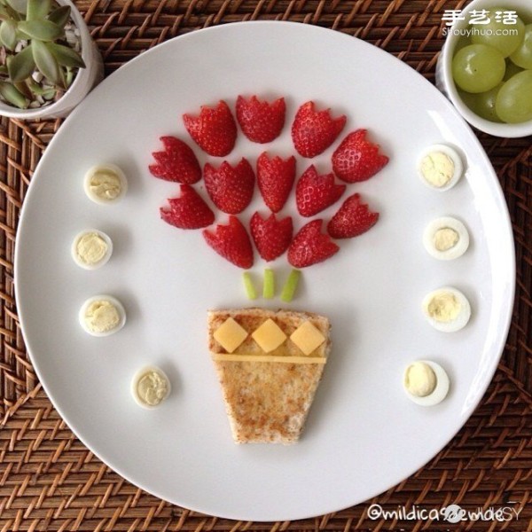 A Brazilian mother DIYs creative platters for her picky daughter