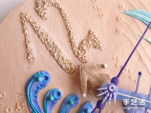 Fairy-tale style polymer clay clock works, each wall clock is full of stories