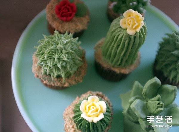 Pictures of how to make a cactus cake that are a little bit spoofy and a little bit playful