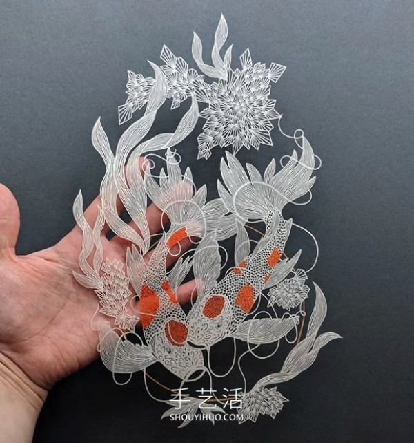 Exquisite rice paper sculptures as thin as cicadas wings! Handmade creations on paper