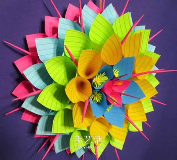 Illustration of how to make hand-made three-dimensional paper flowers with sticky notes