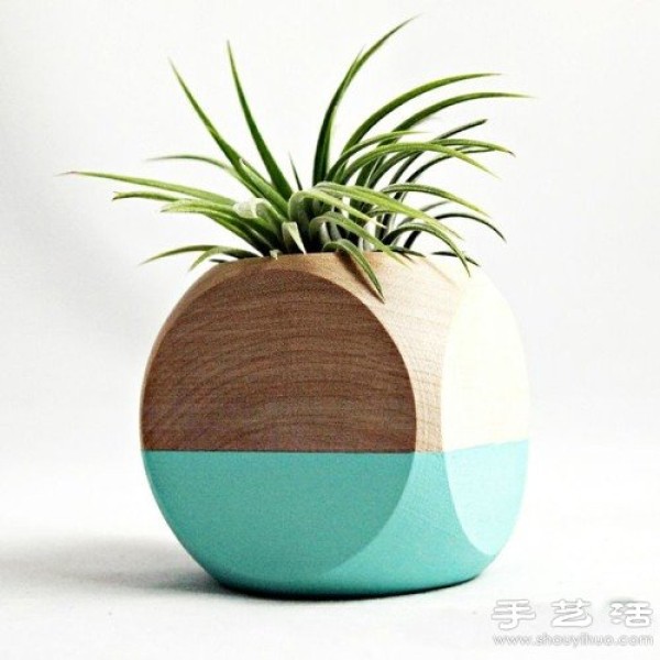 10 Creative Flower Pots and Potted Plants for Decorating Modern Homes