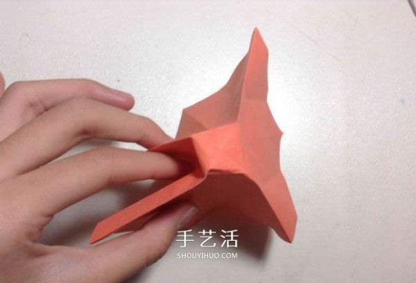 How to make origami rose flowers with handmade illustrations of rose flowers