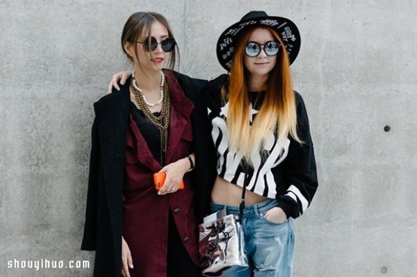 Fashion with bold and colorful contrasting colors 2015 Seoul Fashion Week street photography