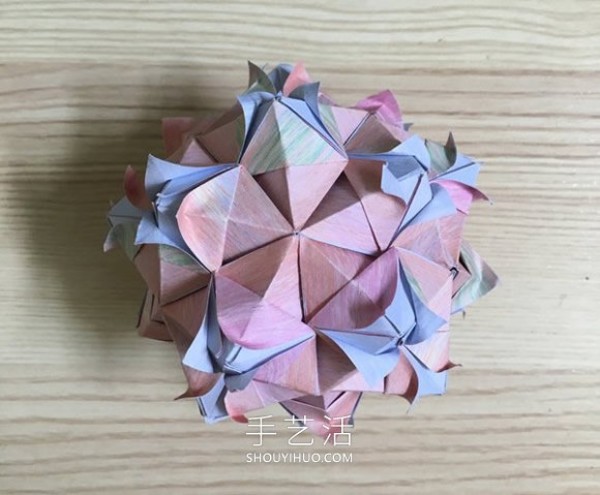 Sharing the steps of beautiful flower ball origami tutorial with illustrations